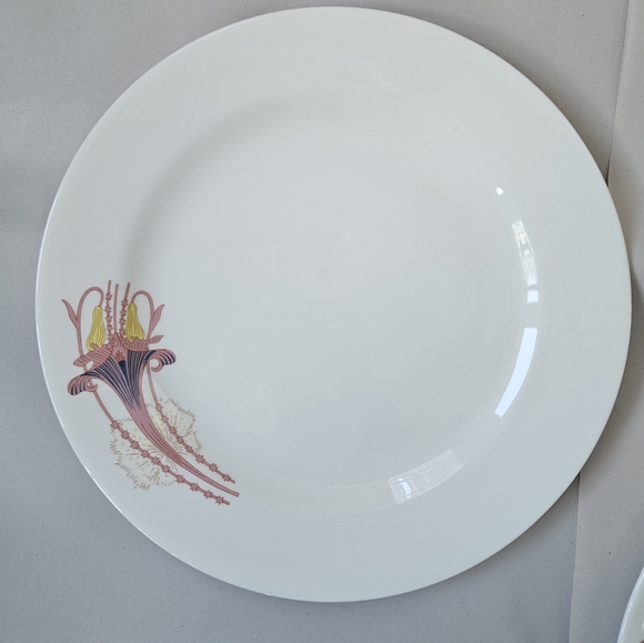 🇬🇧 WEDGEWOOD Art Noveau Bone China Chargers x2 - Picture 2 of 8